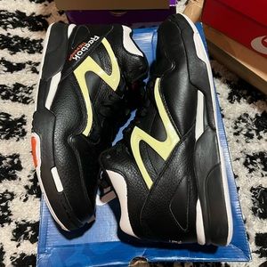 Reebok pump Omni light 2013 size 11